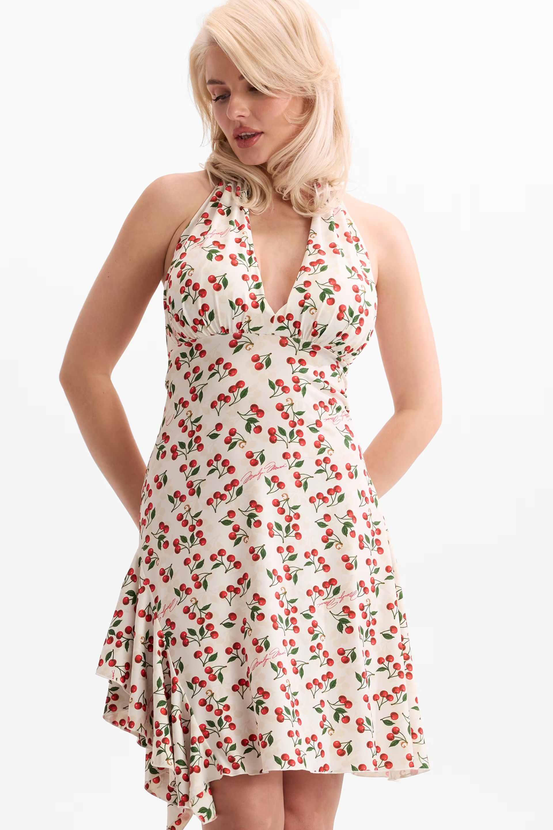 Vestido 𝗠𝗔𝗥𝗜𝗟𝗬𝗡 𝗠𝗢𝗡𝗥𝗢𝗘 Estampa Cerejas Branco - Guess  2