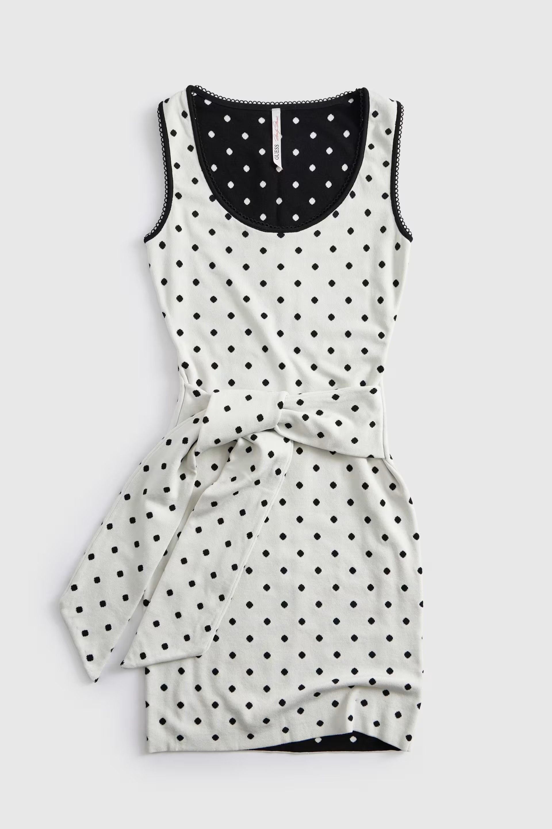 Vestido Justo 𝗠𝗔𝗥𝗜𝗟𝗬𝗡 𝗠𝗢𝗡𝗥𝗢𝗘 Bolinhas Branco - Guess  1
