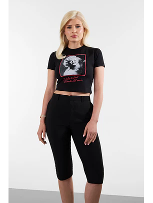  Calça Capri 𝗠𝗔𝗥𝗜𝗟𝗬𝗡 𝗠𝗢𝗡𝗥𝗢𝗘 Preto - Guess
