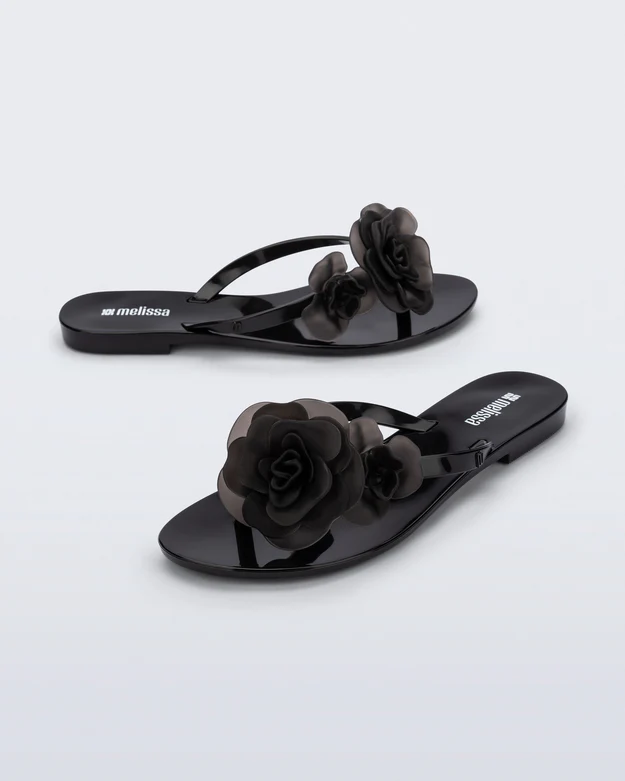 Chinelo Harmonic Petals Preto - Melissa 2