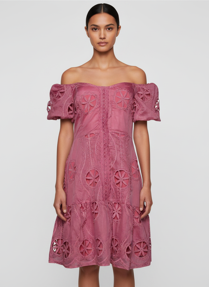 Vestido em Tule Bordado Rosa - SAHOCO 1