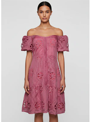 Vestido em Tule Bordado Rosa - SAHOCO