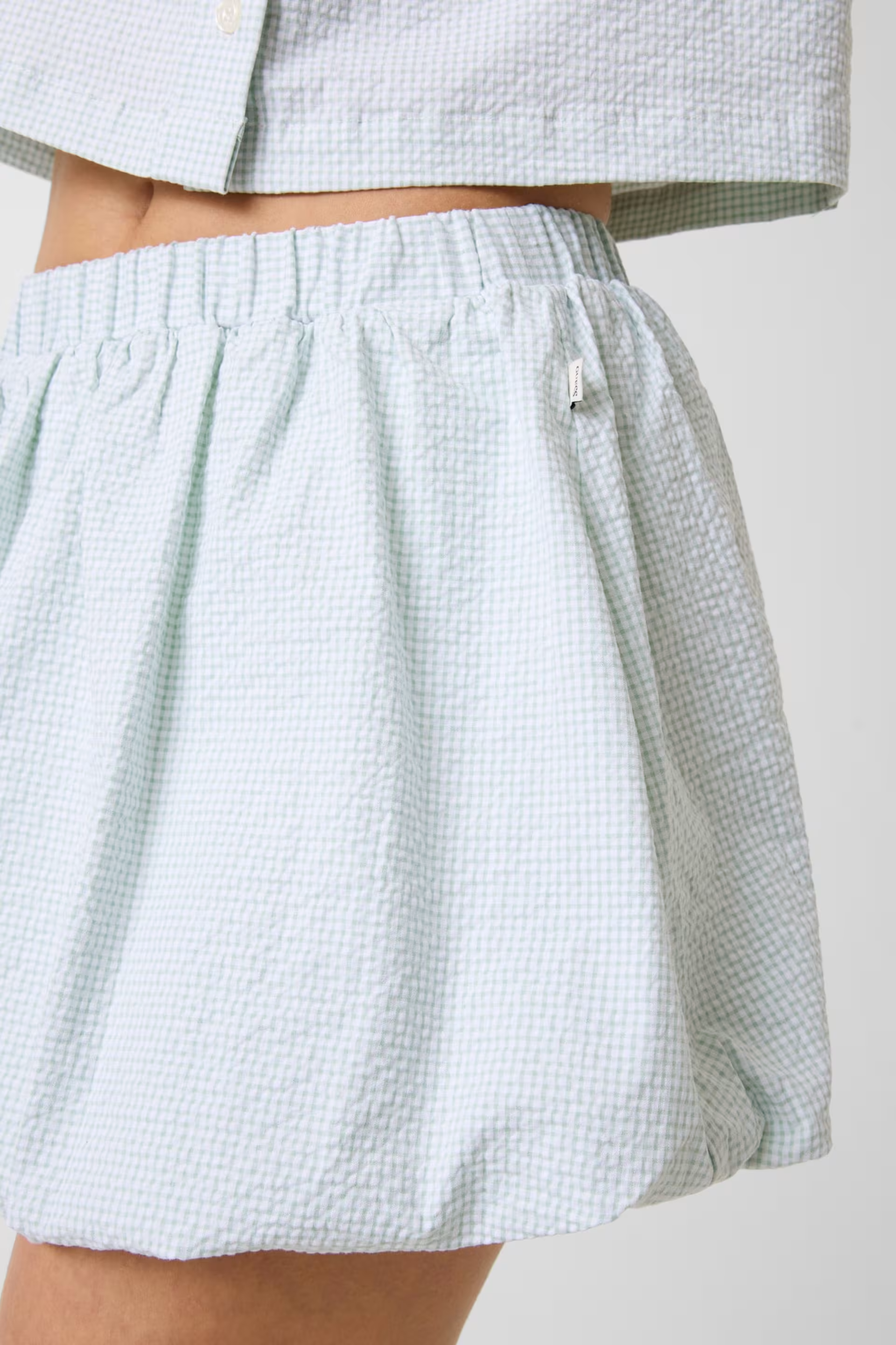 Saia Balão Vichy Verde e Branco - Guess  4