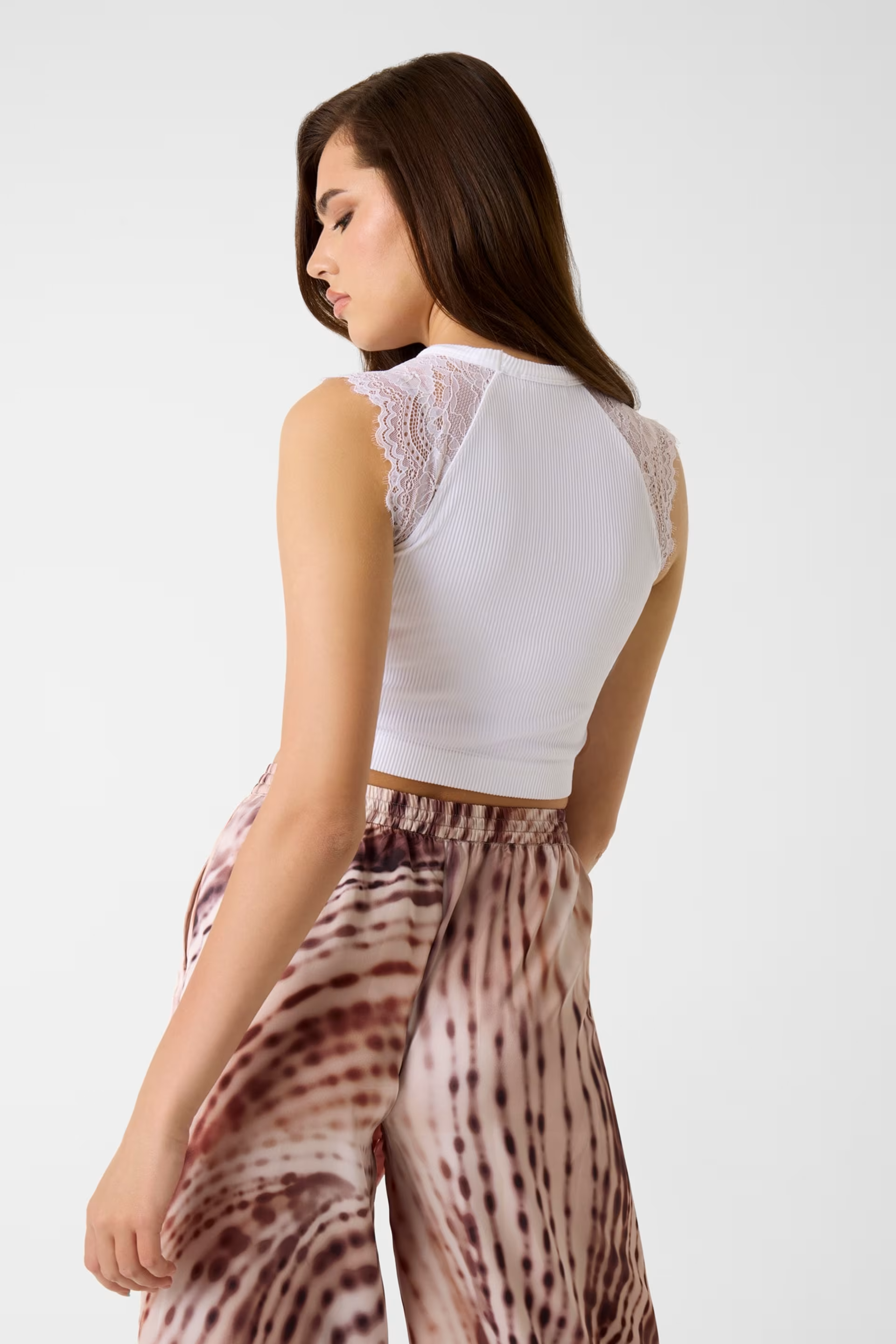 Top Canelado MILLIE Branco - Guess  2