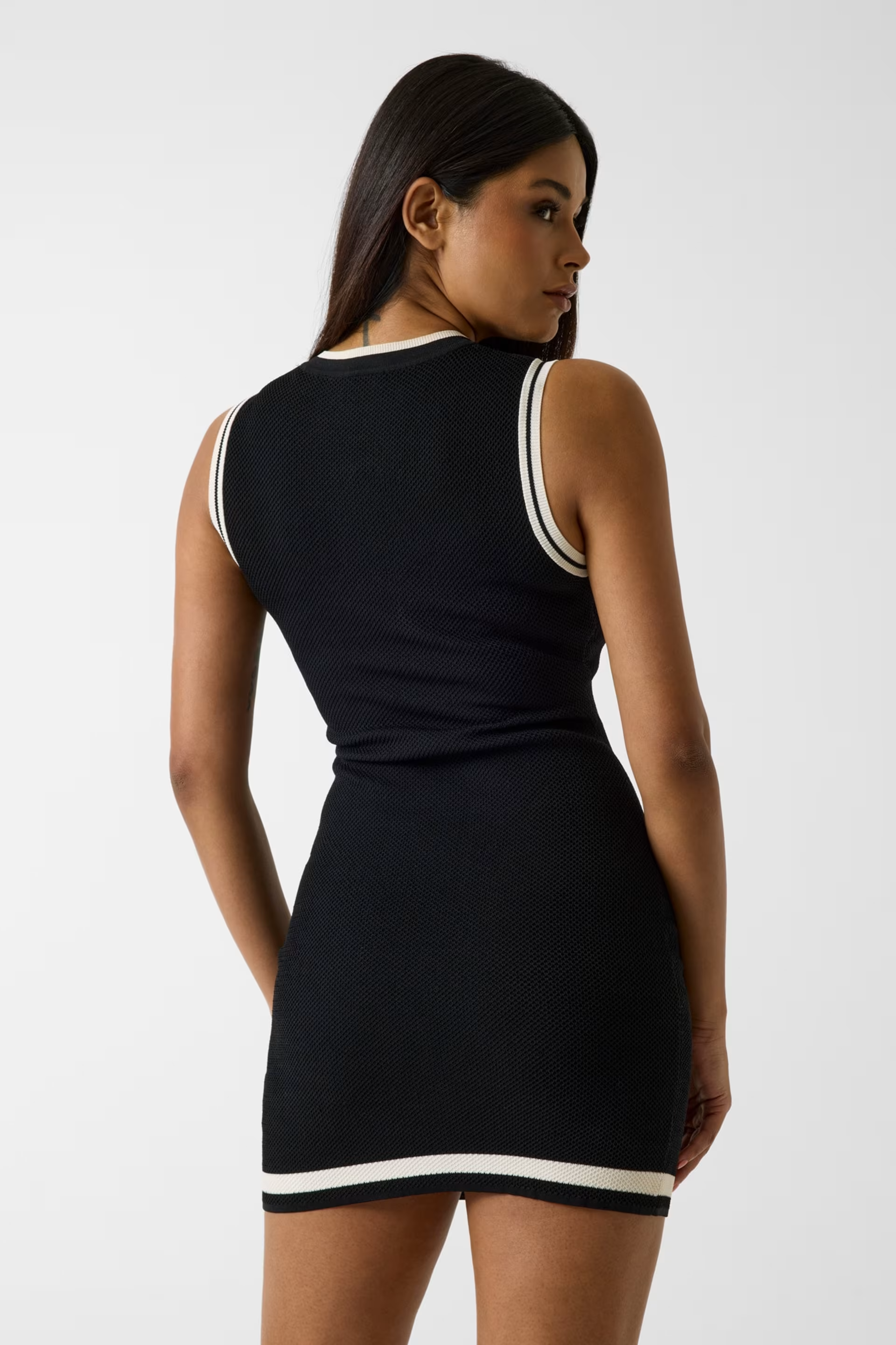 Vestido Justo GABRY Preto - Guess  2