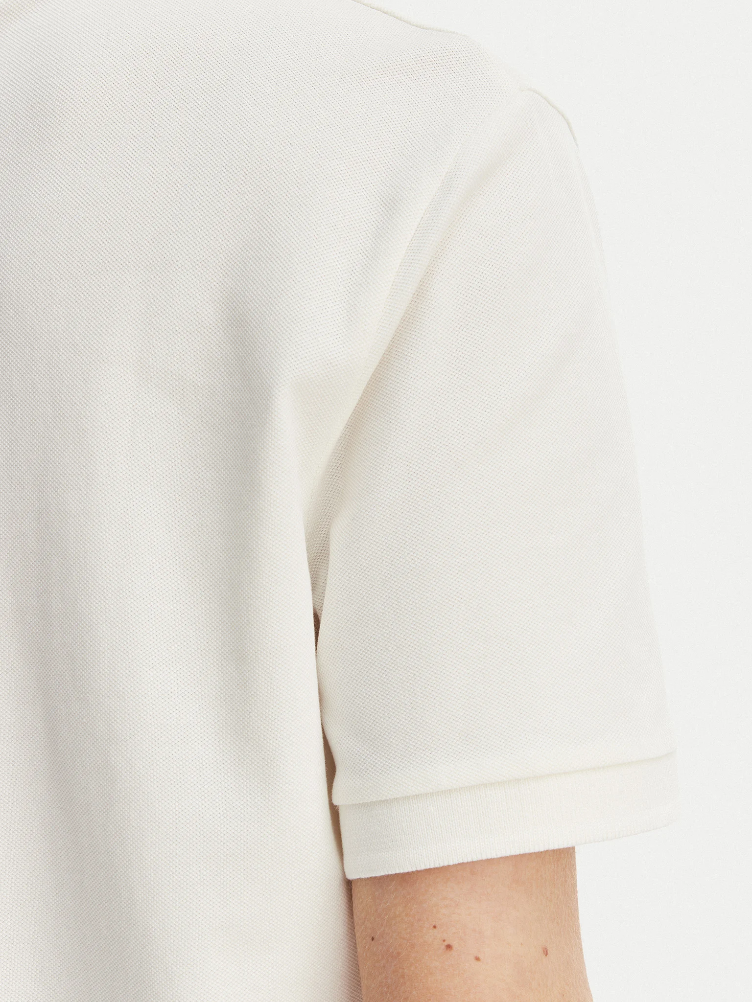 Polo Solto SILVY Branco - Guess  2