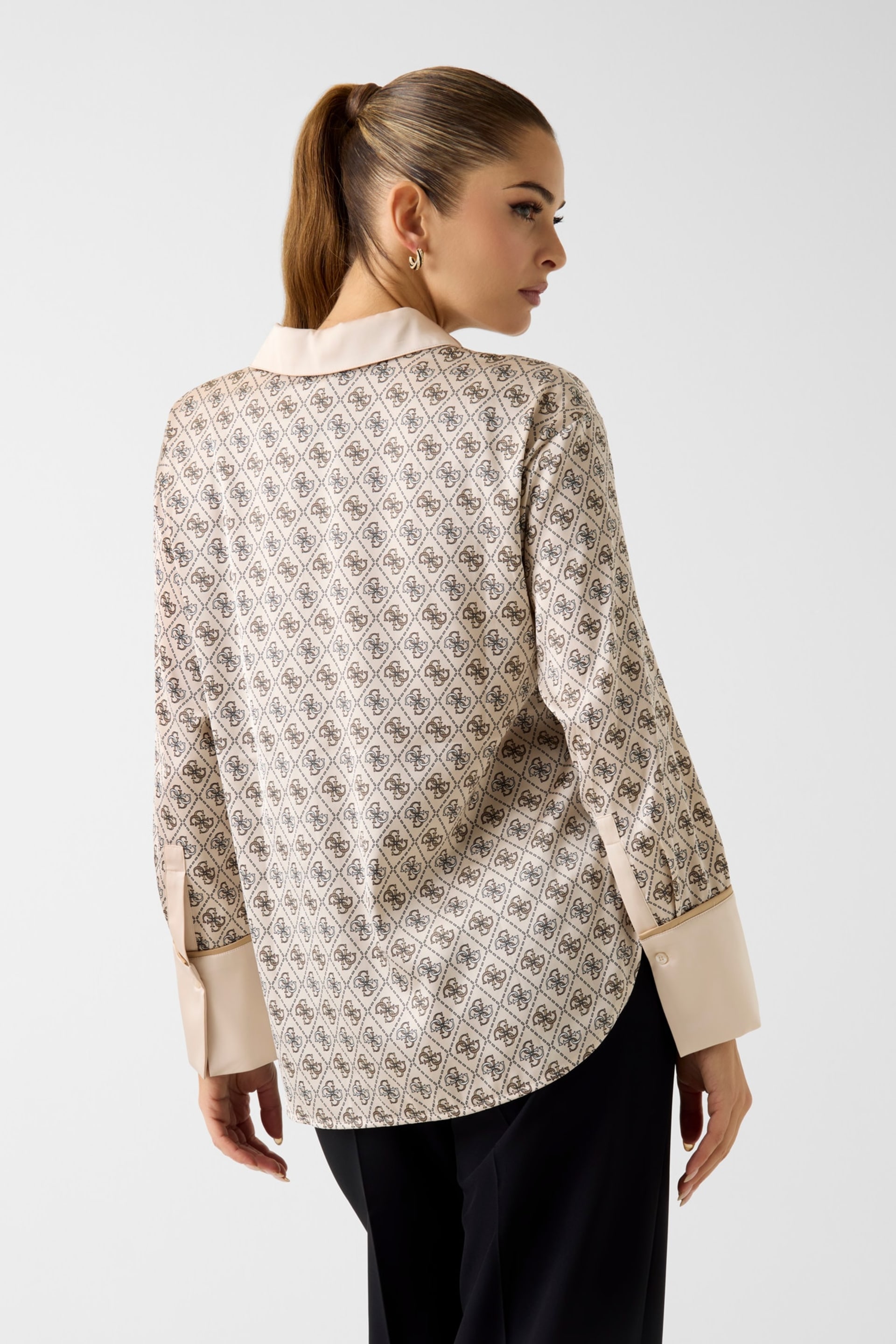 Camisa ALEXANDRA Logo Bege - Guess  2