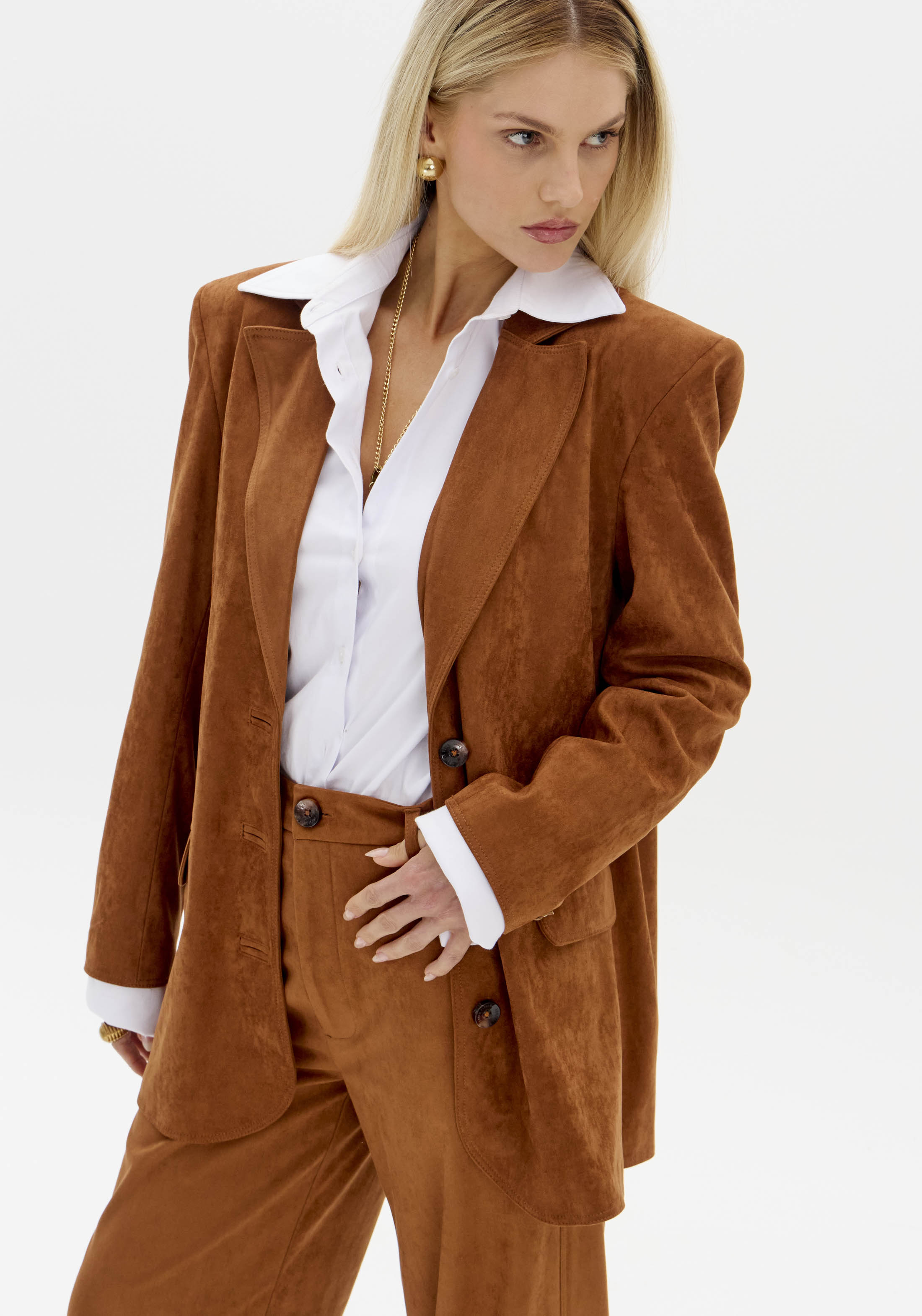 Blazer Oversized em Suede Camel - Lança Perfume  4