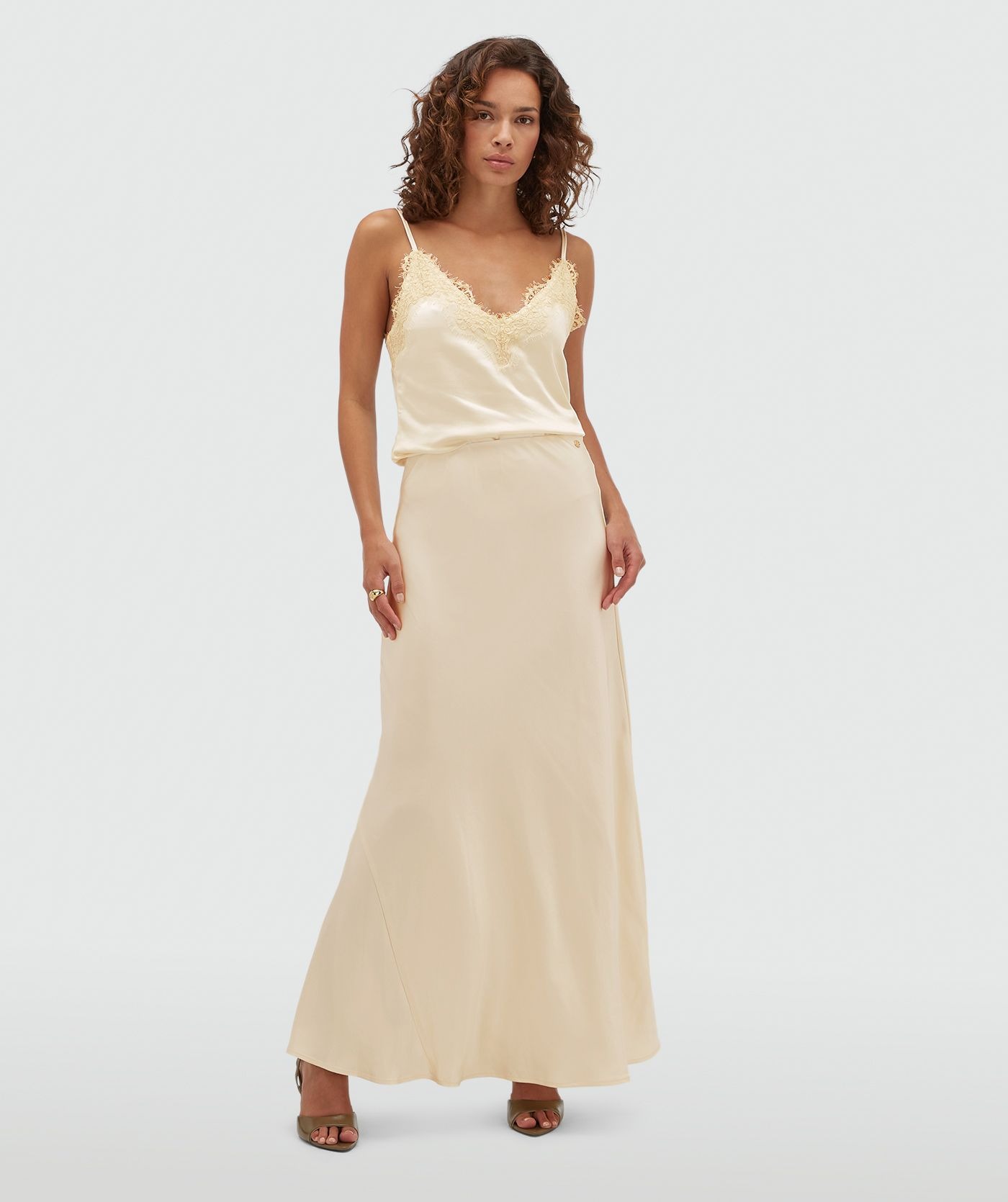 Top Baila com Renda em Amarelo Manteiga - Josh V  3