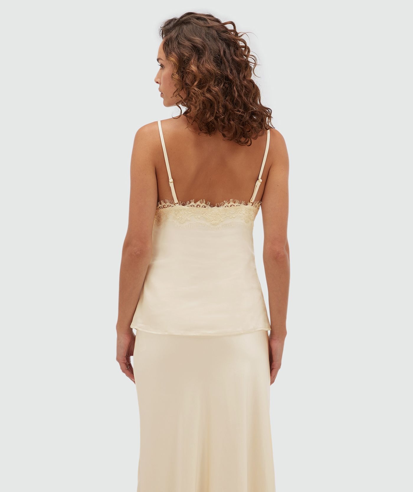 Top Baila com Renda em Amarelo Manteiga - Josh V  2