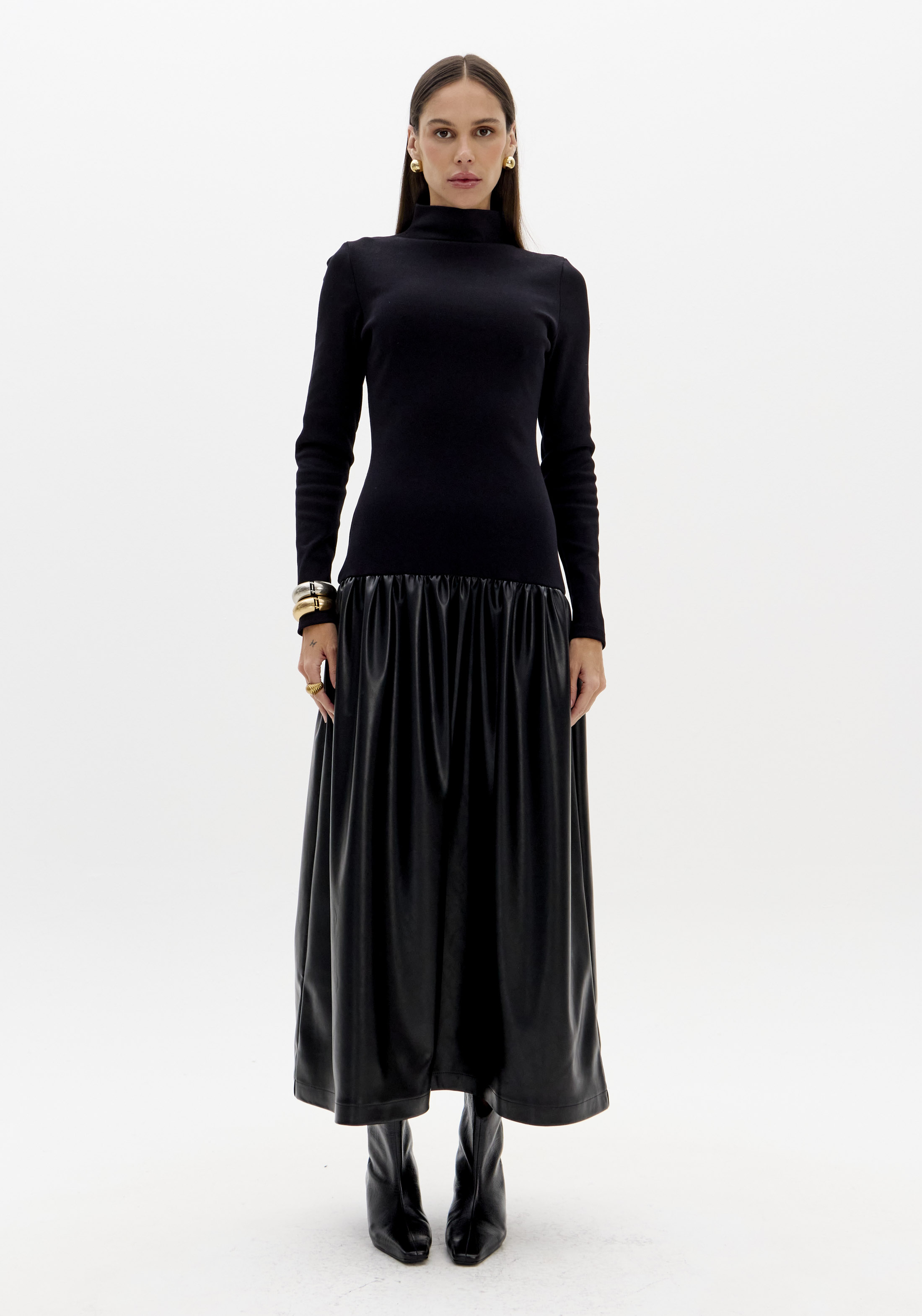 Vestido Comprido com Ecopele Preto - Lança Perfume 1