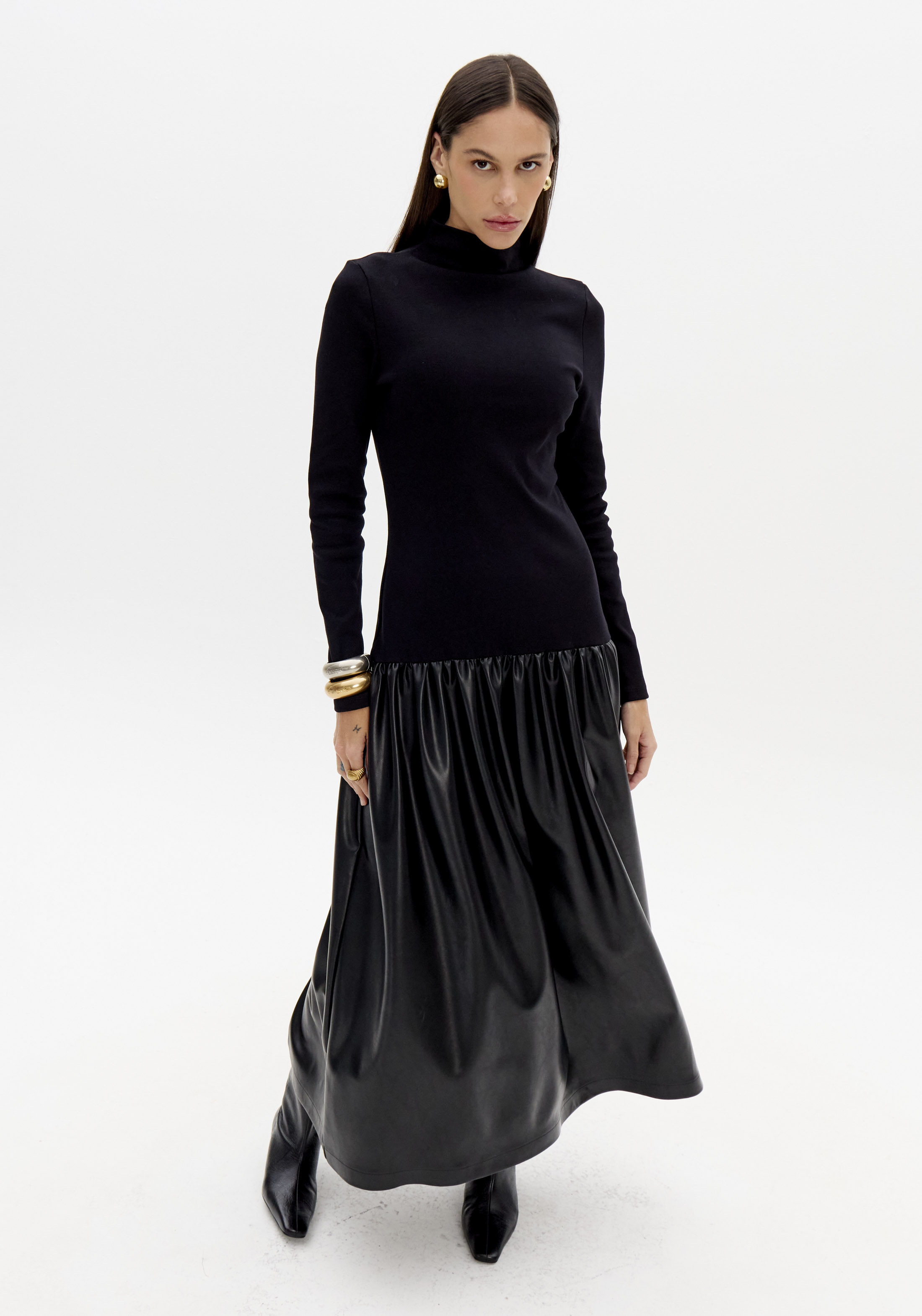 Vestido Comprido com Ecopele Preto - Lança Perfume 2