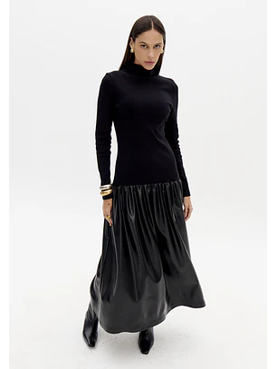 Vestido Comprido com Ecopele Preto - Lança Perfume