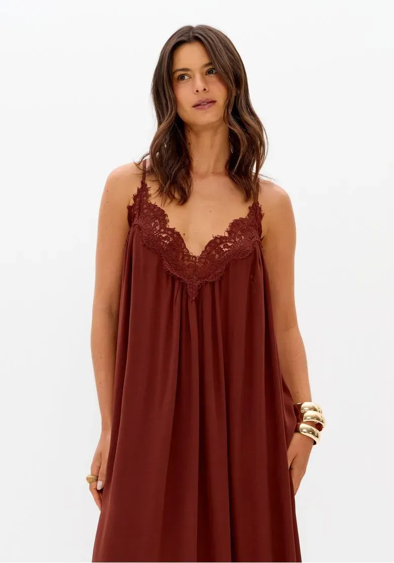 Vestido de Alças com Renda Castanho - Lança Perfume 3