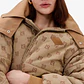 Casaco Puffer Monograma Bege - Lança Perfume - miniatura 3