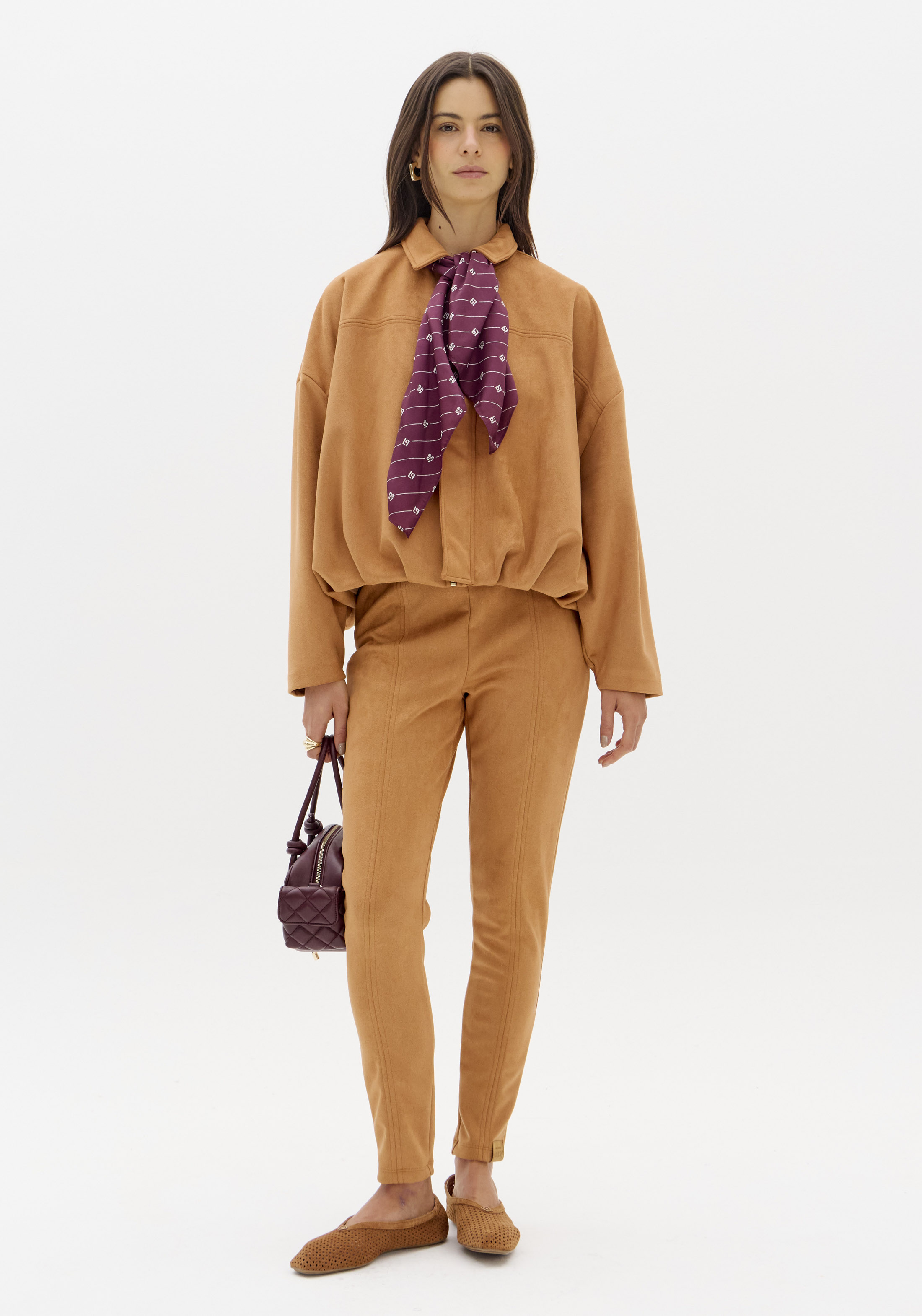 Casaco em Suede Camel - Lança Perfume  2
