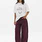 T-shirt Oversized Branca com Bordeaux - Lança Perfume - miniatura 3