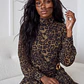 Blusa Halo Print Animal Print Verde - SAHOCO - vignette 5