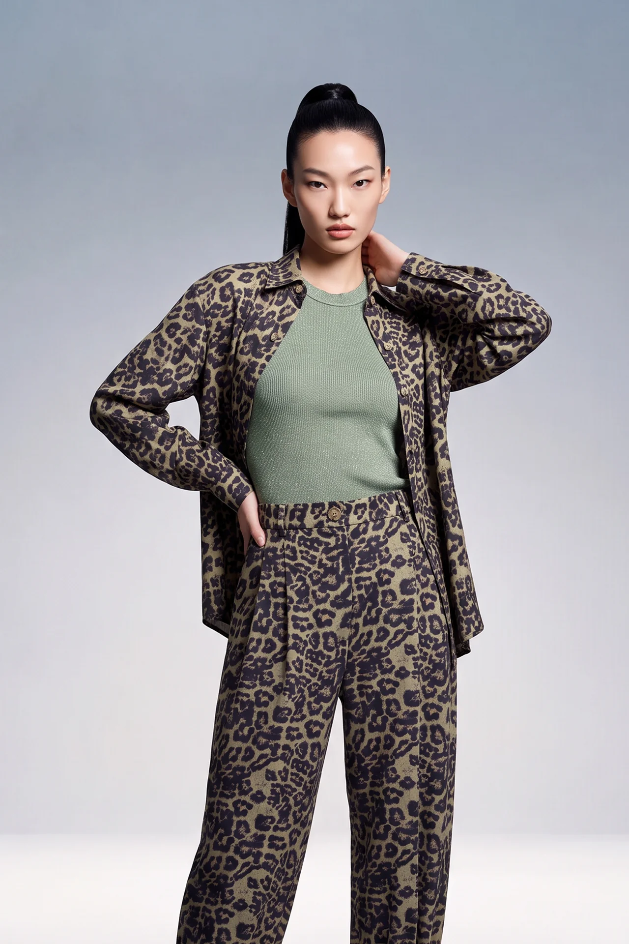 Camisa Margaux Animal Print Verde - SAHOCO  1