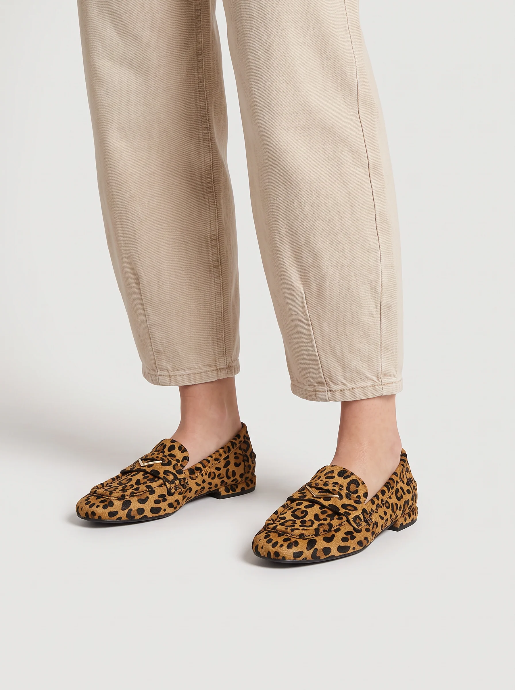 Mocassins em Pele V2571-95-2 Animal Print - ABF-97 by exé  3