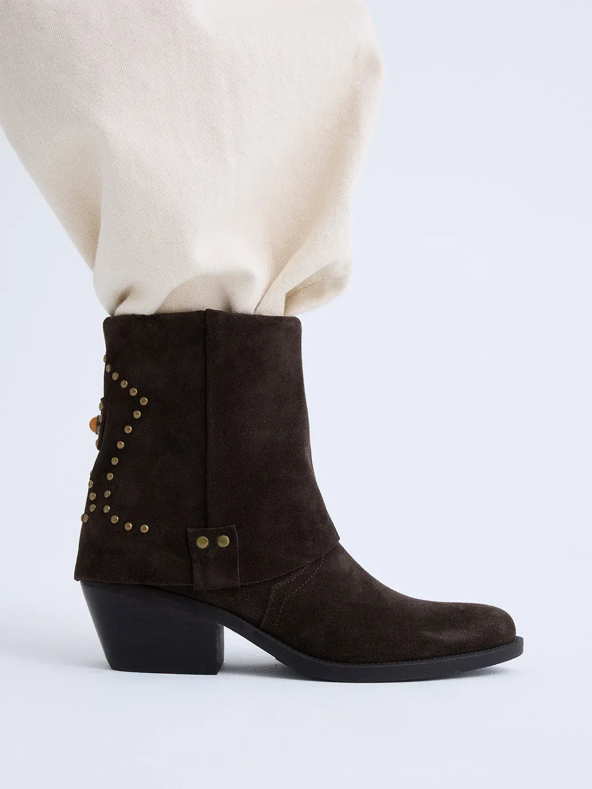 Bota de Camurça 18737-81 Castanho - ABF-97 by exé  4