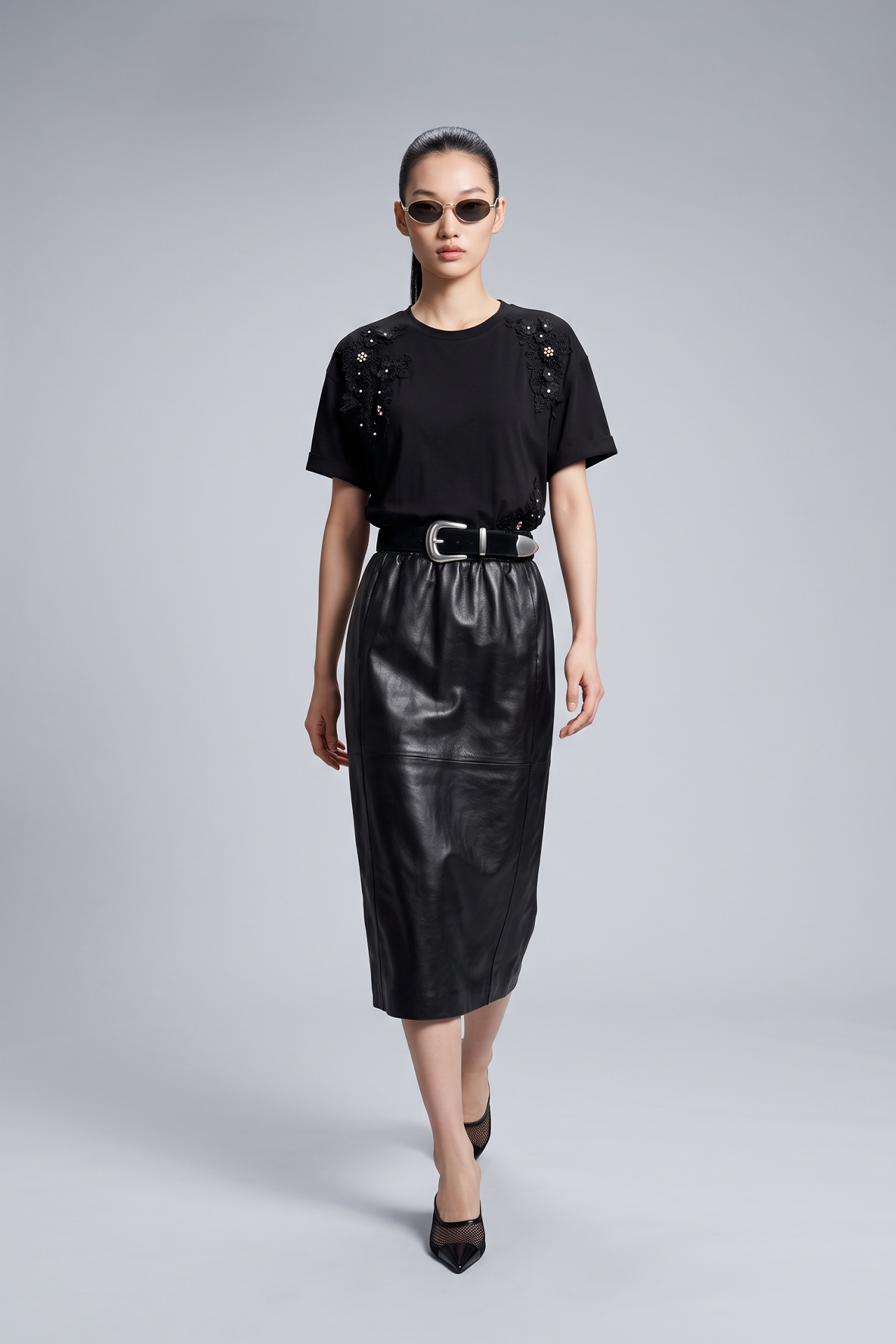 Saia Midi KIRA em Pele Preto - SAHOCO  1