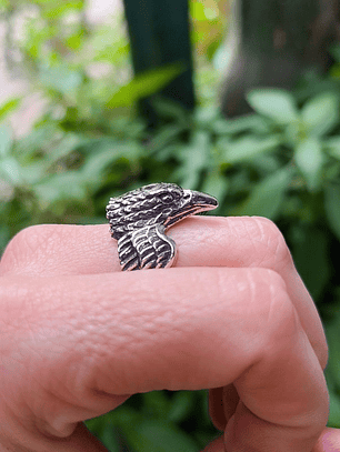 Anillo Aguila Sagrada Tornasol