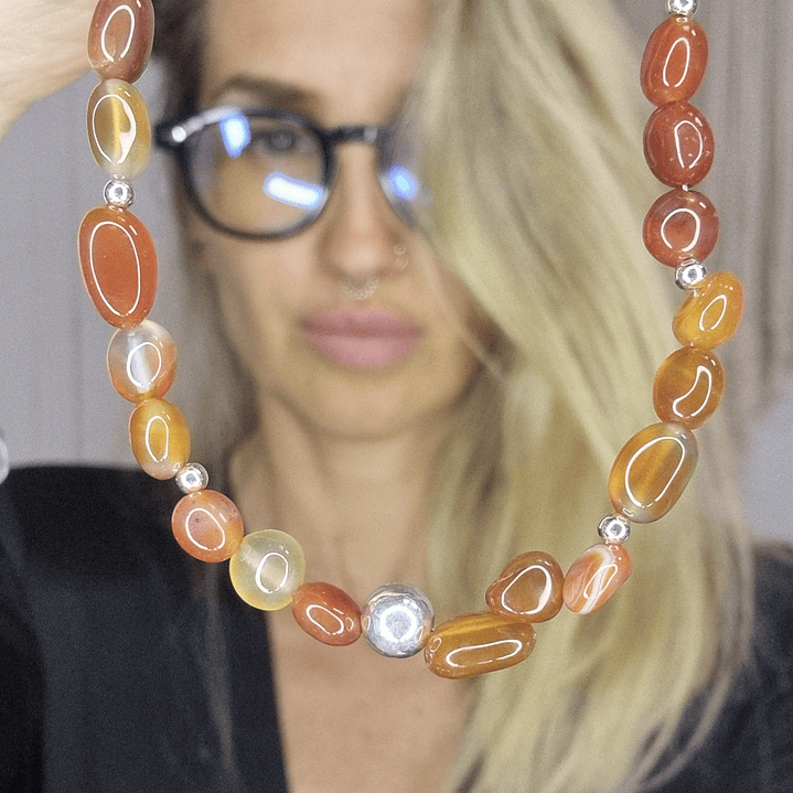 Collar cornalina con esfera plata 2