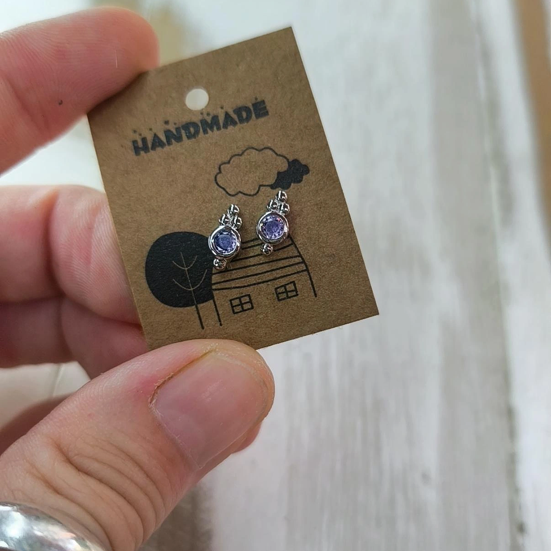 Studs zircon amatista 5