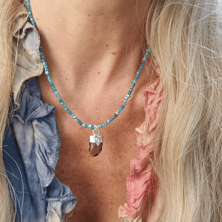 Collar apatita + cacho 1