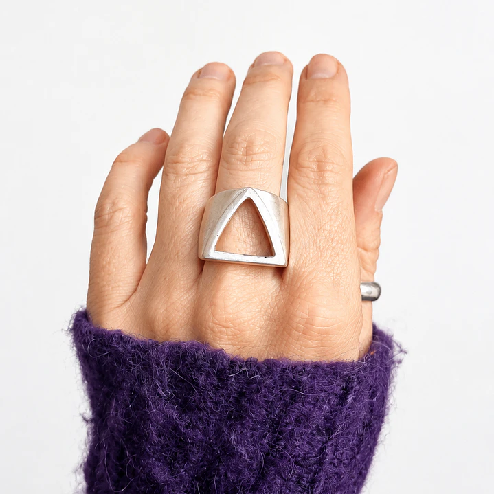 Anillo triangulo XL 1