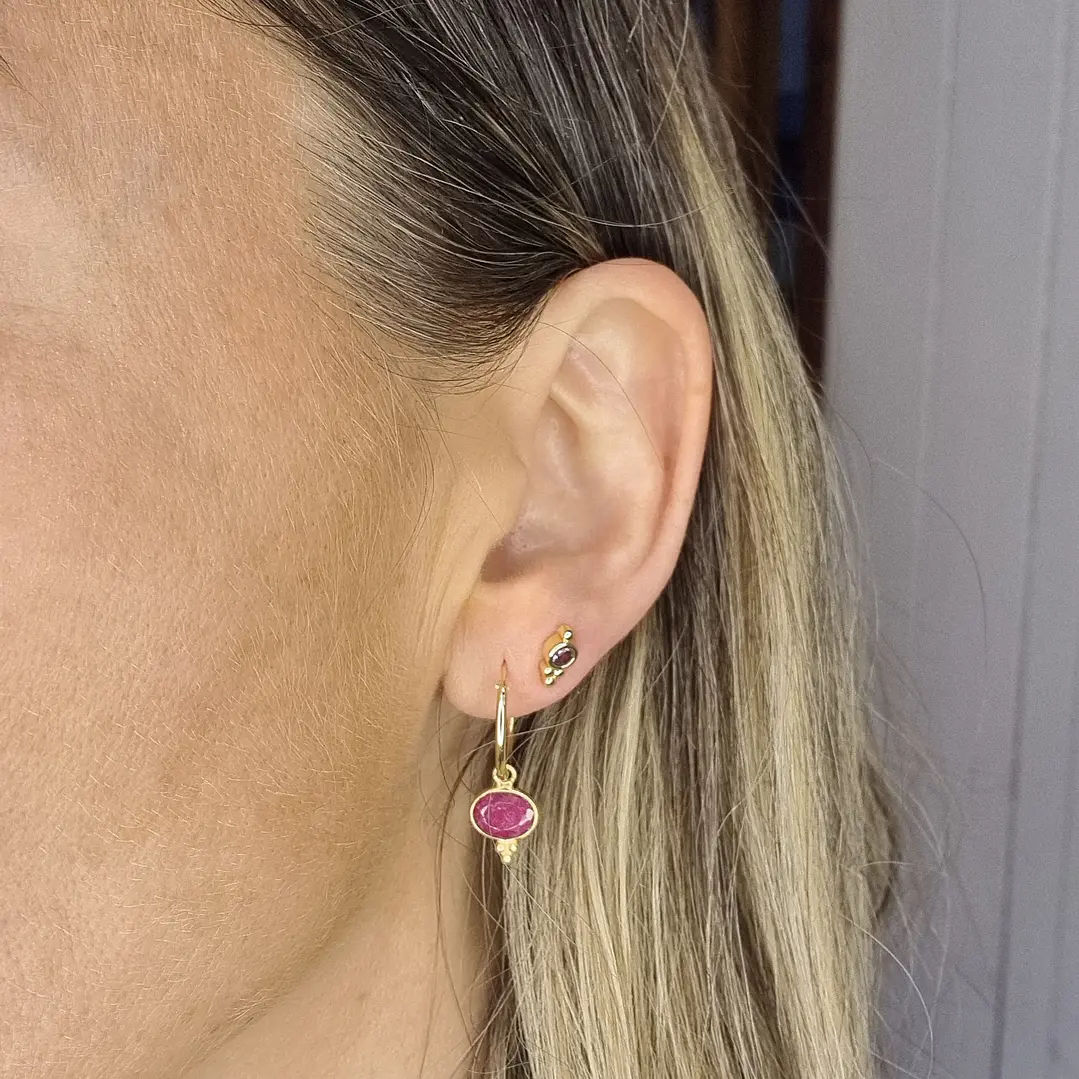 Argollas Fancy raiz de rubí 2