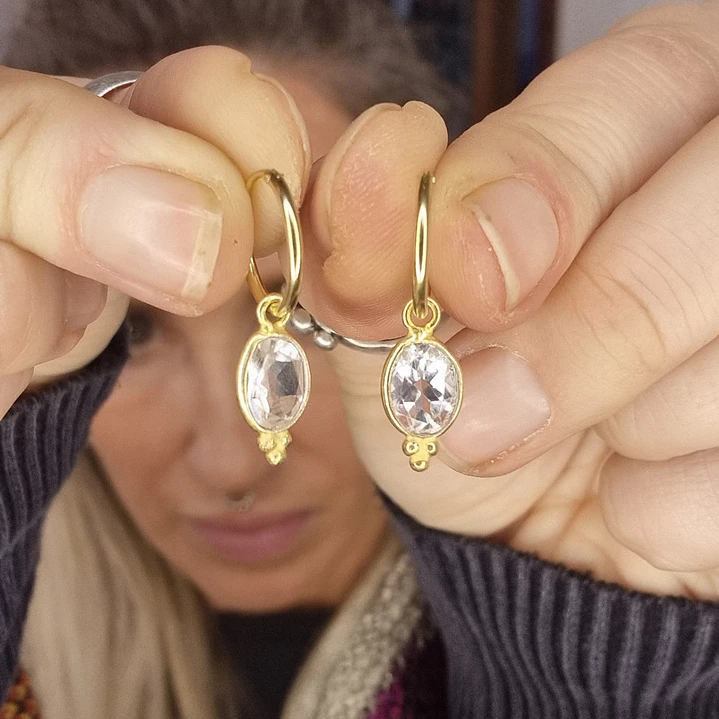 Argollas Fancy topacio blanco 1