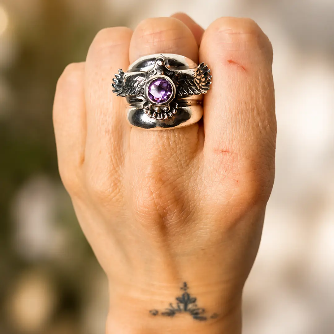 Anillo aguila de poder amatista 1