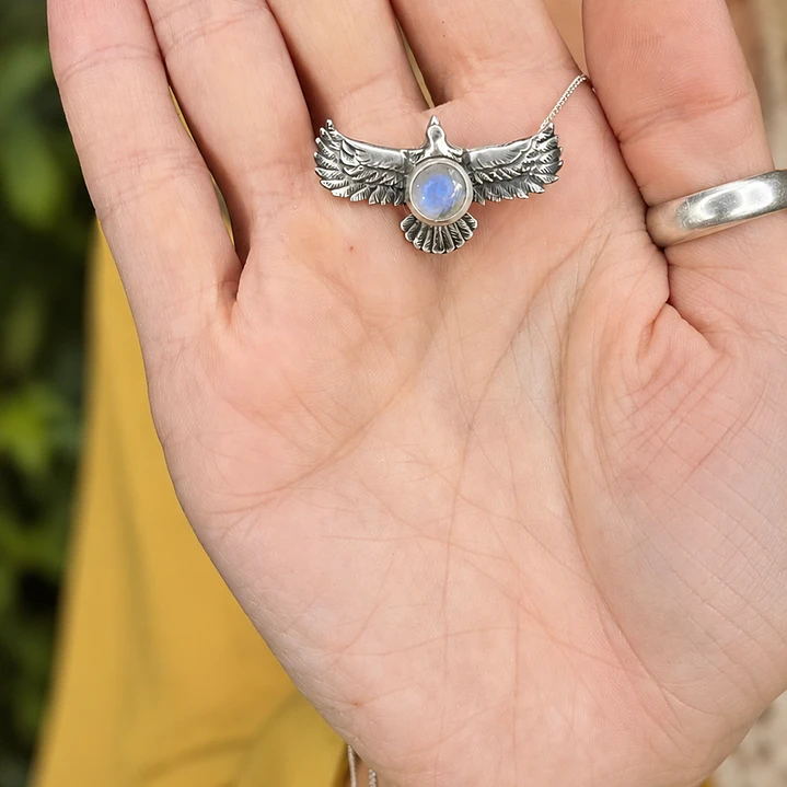 Aguila Sagrada piedra luna 1