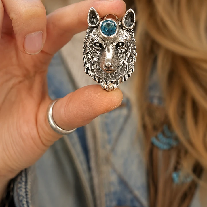 Lobo Totem Zircon Topacio 1