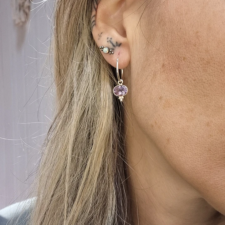 Argollitas amatista ovalo horizontal 2