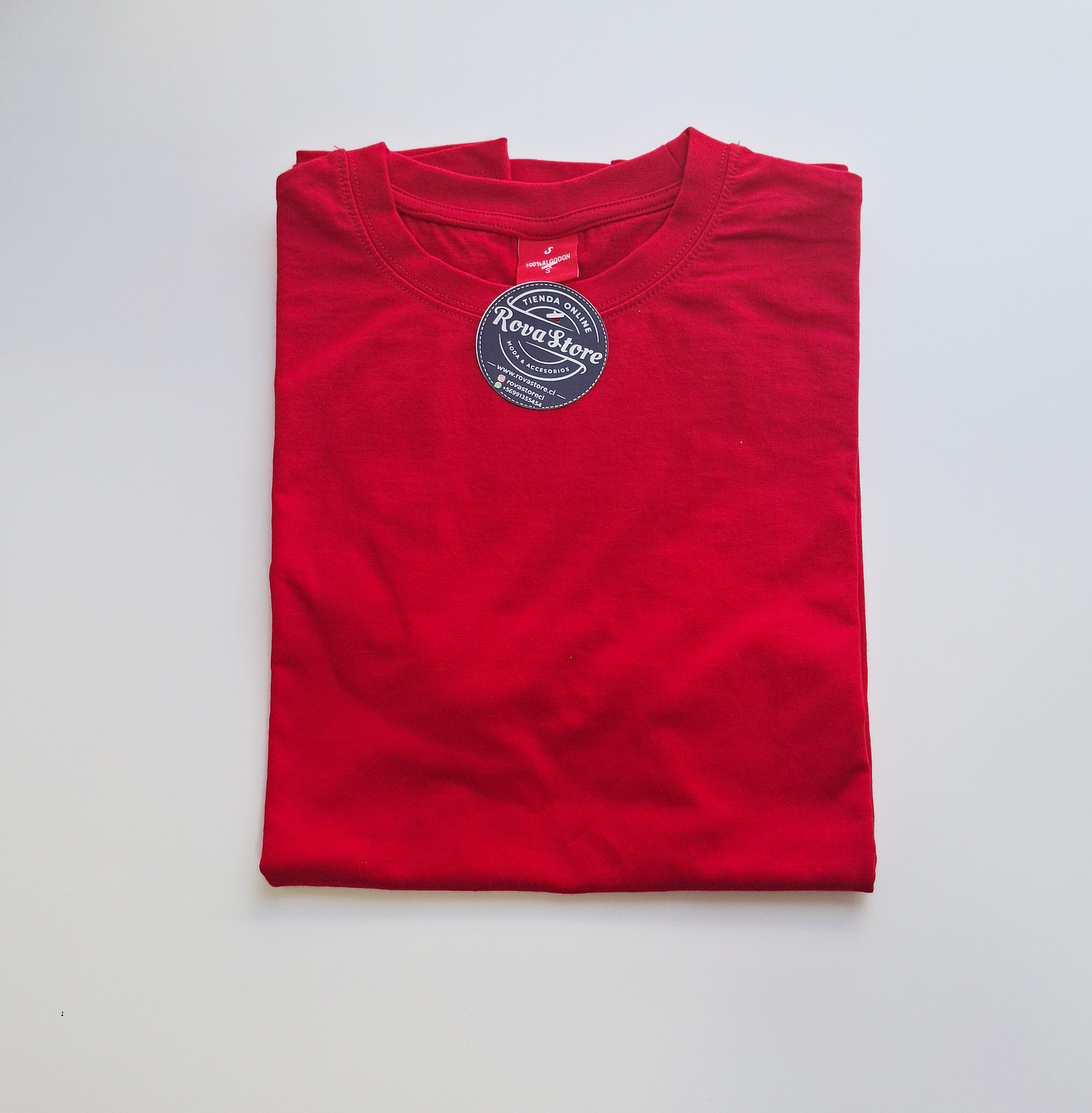 Polera lisa cuello redondo roja 3