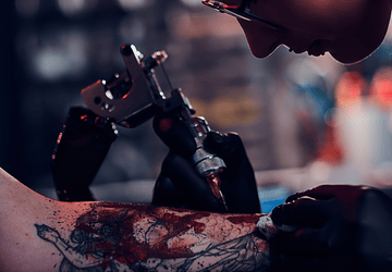 ¿Qué certificaciones deben tener los productos de limpieza en Colombia?