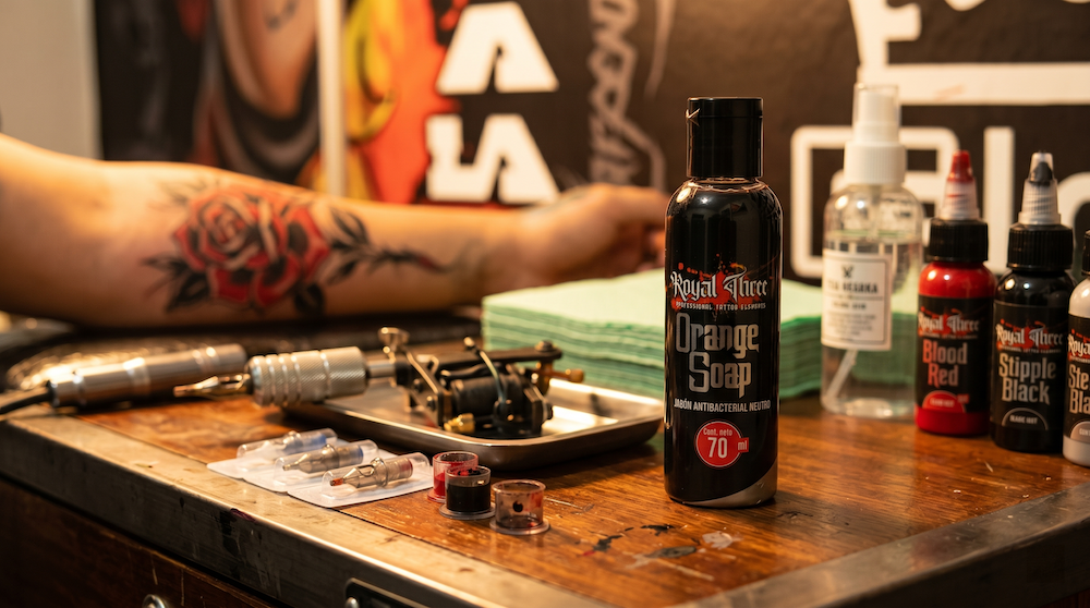 ¿Dónde comprar jabón antibacterial y espuma para tatuar en Cali?