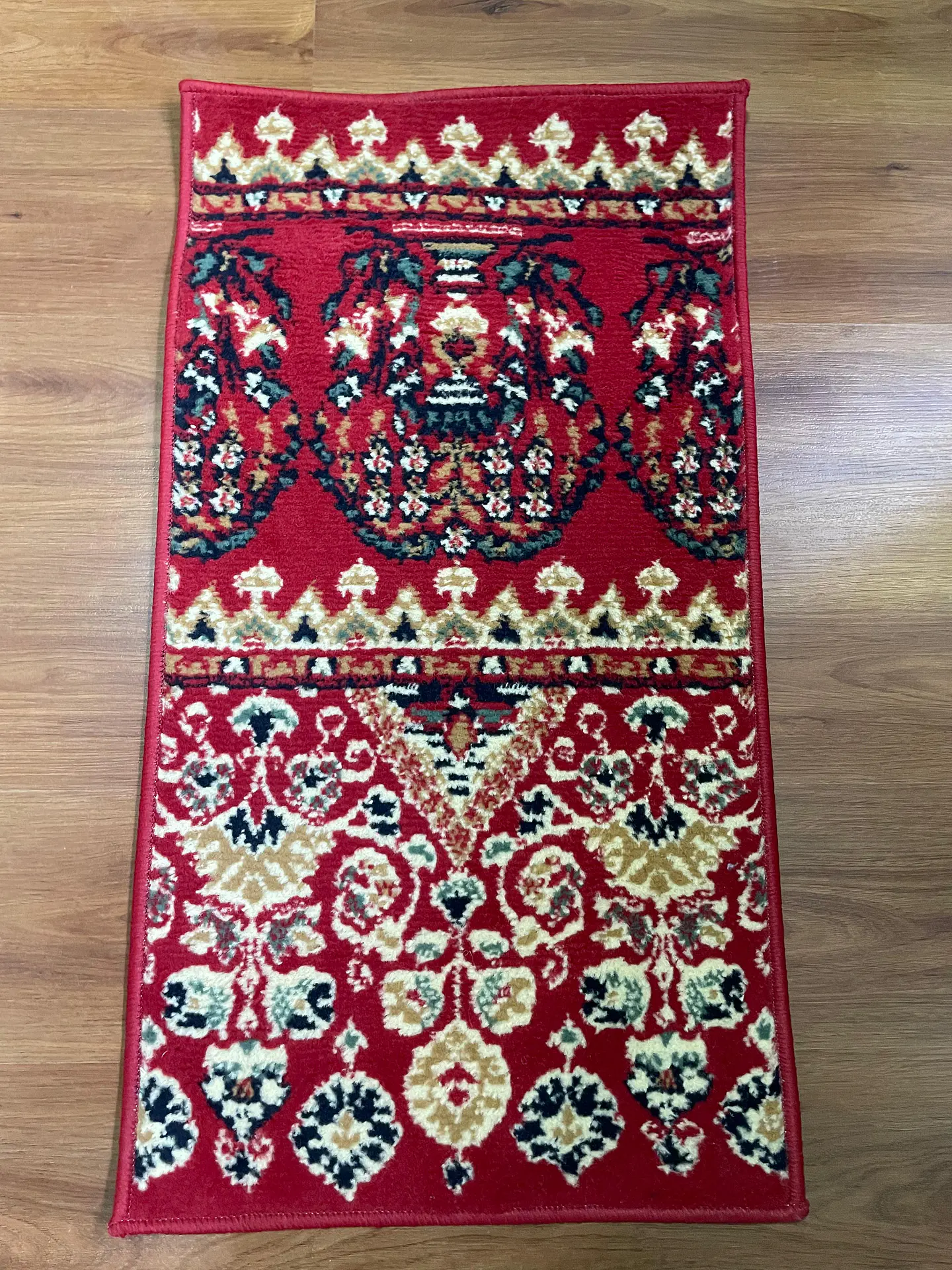 Bajada de cama Margarita Rojo 1