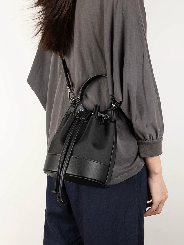 Women'S Retro Bucket Bag - Crossbody & Handbag with Adjustable Strap, Drawstring Closure, Golden-Tone Hardware & Lining - Solid Everyday Purse for Casual & Formal Outfits - Durable & Versatile Women'S 7