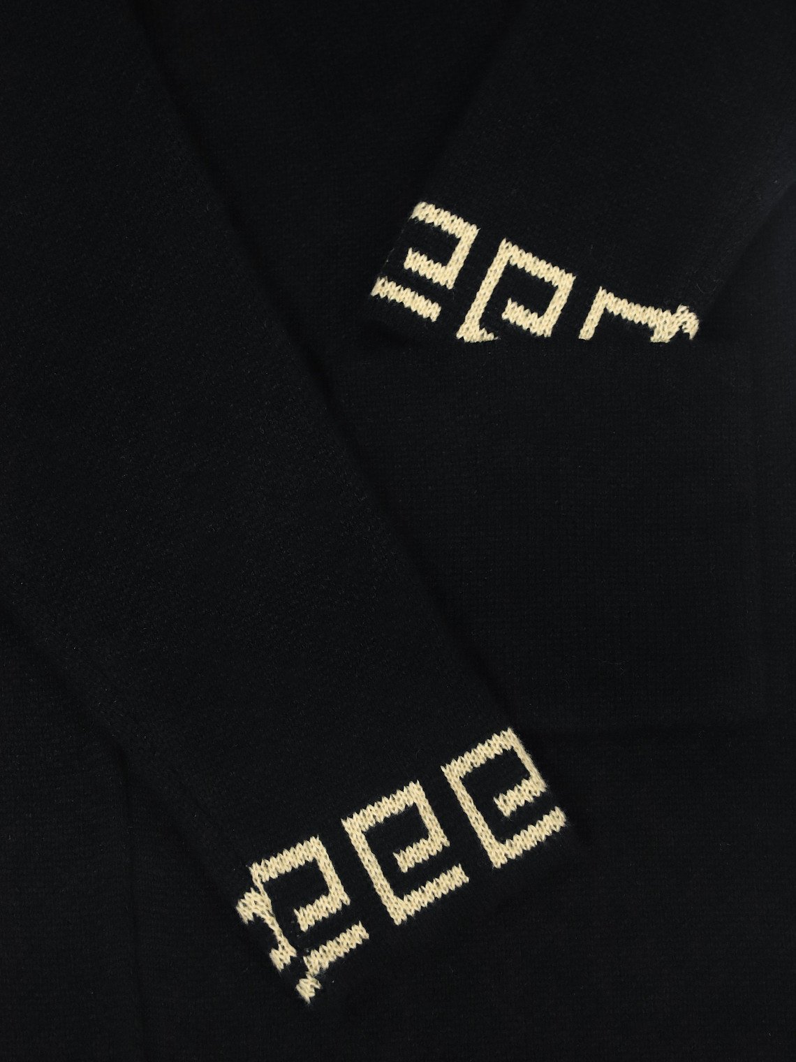 Luxe Geo Pattern Knit Cardigan 4