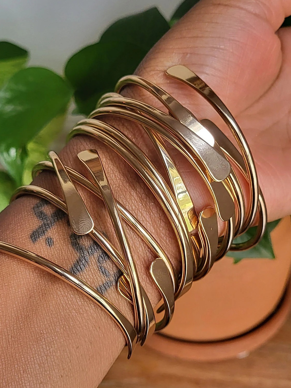 Vintage Boho 6pcs 14K Golden Plated Copper Cuff Bracelet Set - Adjustable & Stackable for Daily Wear & Gift-Giving 6