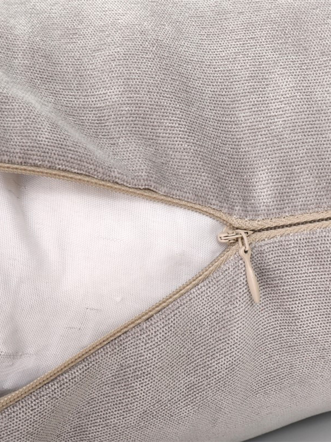 Set of 2 Modern Decorative Velvet Throw Pillow Covers 18x18inch (45x45 cm) – Decorative Square Cushion Cases for Sofa, Couch, and Living Room Décor in Blue, Beige, and Yellow – Durable, Soft, and 8