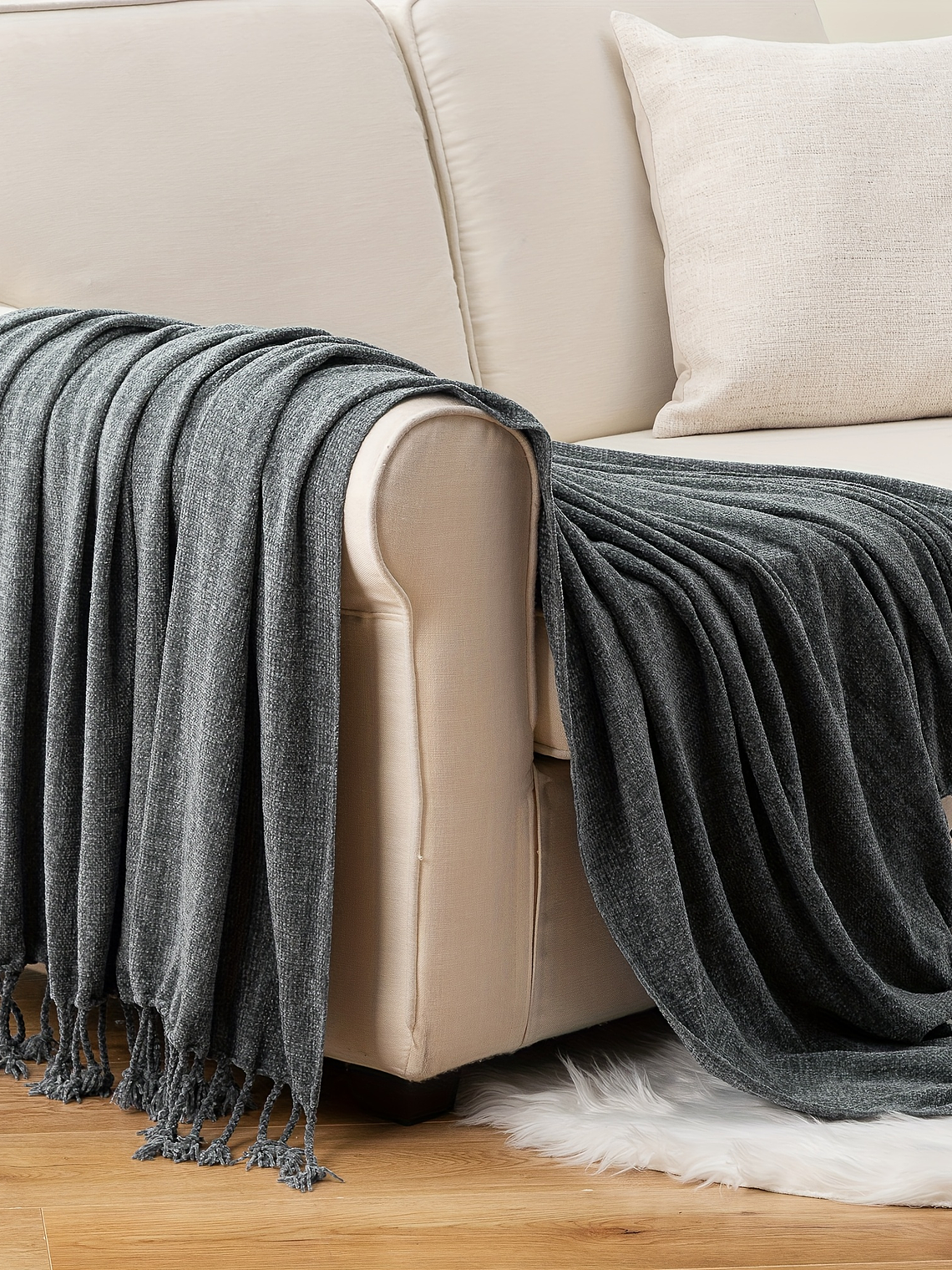 Luxury Chenille Throw Blanket, Plush Soft Fringe Trim No-Sew Edges, Cozy Chenille Fabric All-Season Bedspread-Style Couch Cover, for Sofa Bed & Home Decor, 50
