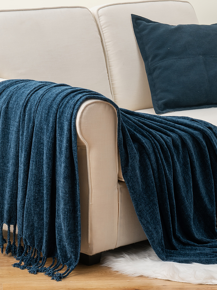 Luxury Chenille Throw Blanket, Plush Soft Fringe Trim No-Sew Edges, Cozy Chenille Fabric All-Season Bedspread-Style Couch Cover, for Sofa Bed & Home Decor, 50
