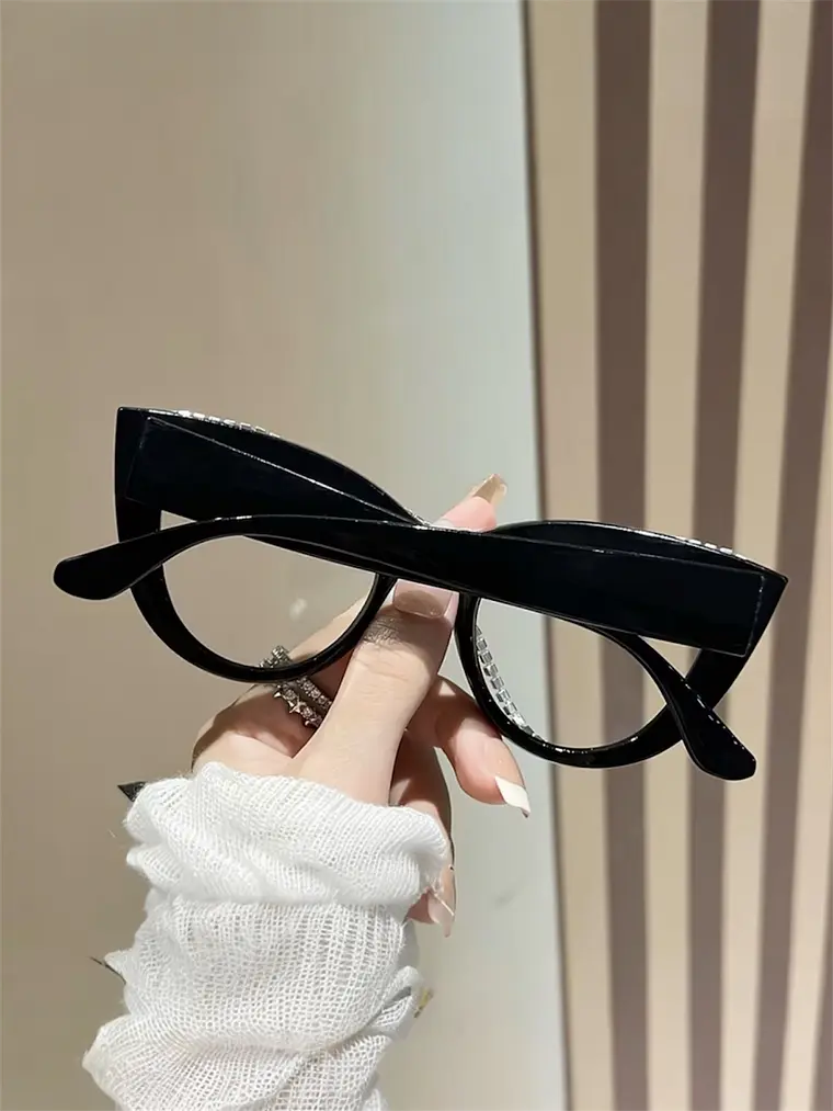 Crystal-Embellished Black Cat Eye Sunglasses 2