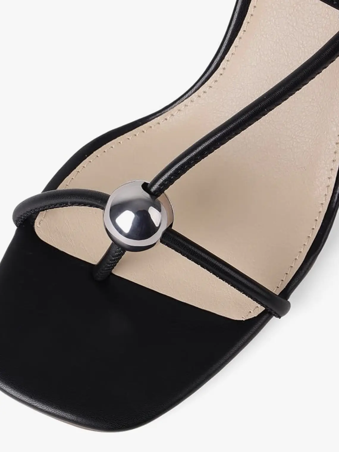 Center Stage Kitten Heel 2