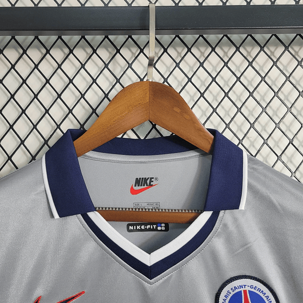 PSG Retro 00/01 (Away Kit) 4